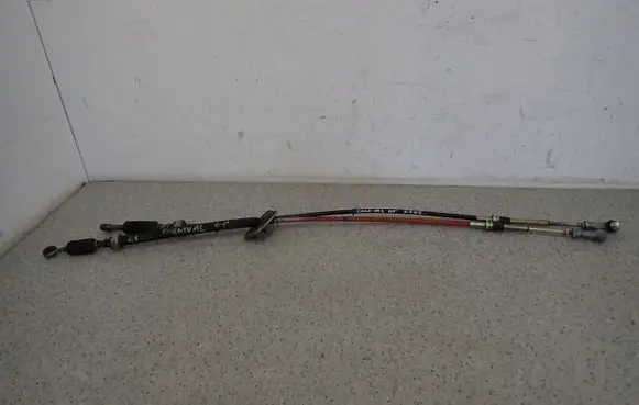 Gear shift cable linkage