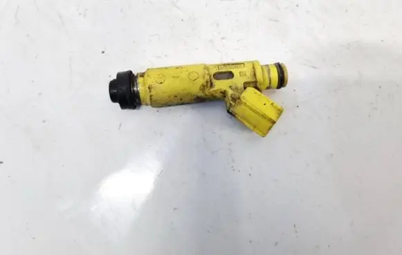 Toyota RAV 4 (XA20) Fuel injector 2325028050 23250-28050