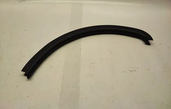 Audi A3 S3 8V Rear/tail light trim molding 8V5827207