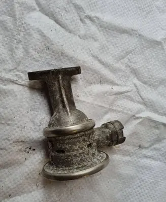 BMW 3 E92 E93 EGR valve 7557909