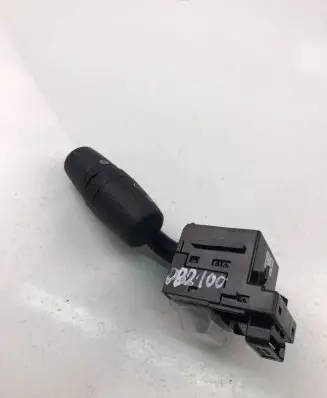 Mazda 3 II Wiper turn signal indicator stalk/switch 17J671