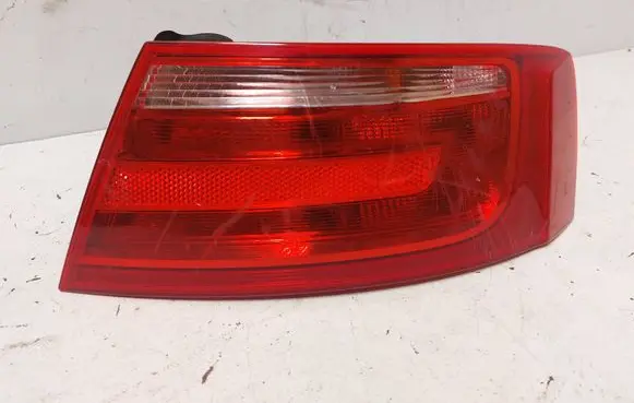 Audi A5 8T 8F Rear/tail lights 8T8945096