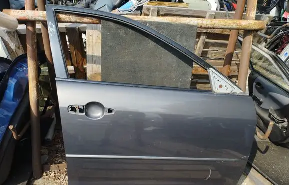 Mazda 6 Front door