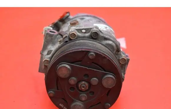 Opel Meriva A Air conditioning (A/C) compressor (pump) 24421642