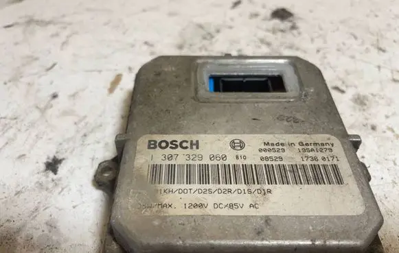 Mercedes-Benz ML W164 Voltage converter/converter module 1307329060 19SA1279