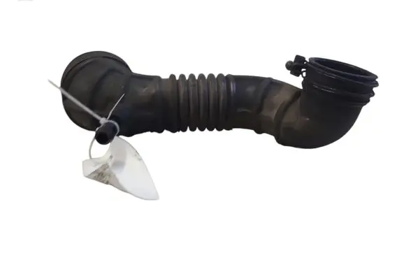 KIA Sorento Air intake hose/pipe