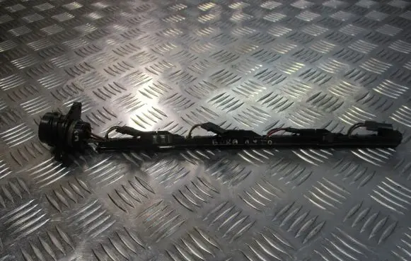 Volkswagen Bora Fuel injector wires 