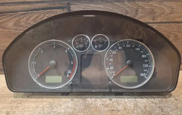 Volkswagen Sharan Speedometer (instrument cluster) 7M7920800J 1211020248 YM2110849BKD