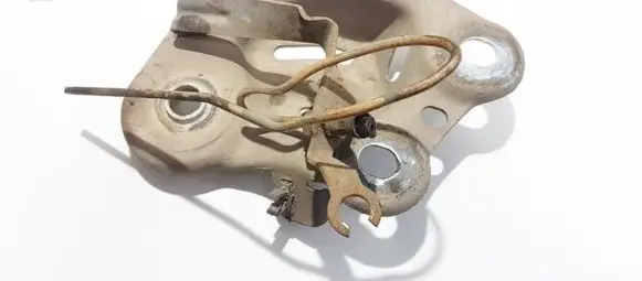 Volvo S60 Bracket in trunk/boot 