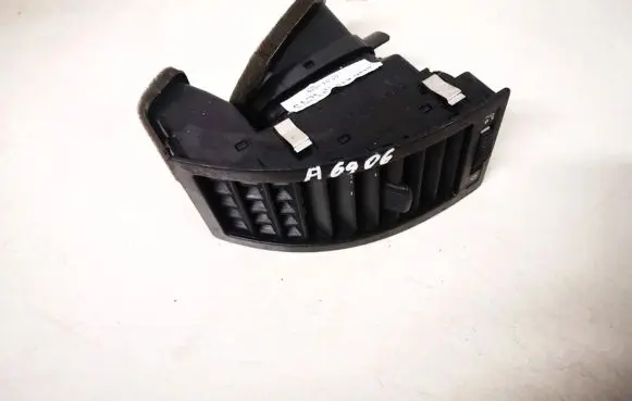 Volkswagen Polo IV 9N3 Dashboard side air vent grill/cover trim 6q0819703
