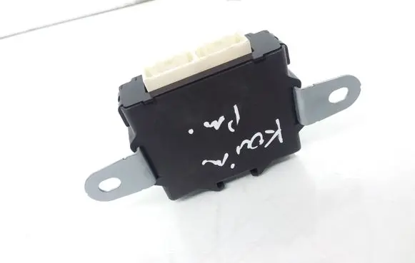 Lexus RX 450H Wing mirror control module 8943048090