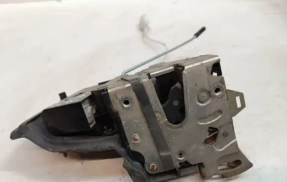 Front door lock