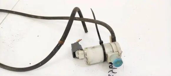 Nissan NV200 Windscreen/windshield washer pump 2224658A MC212