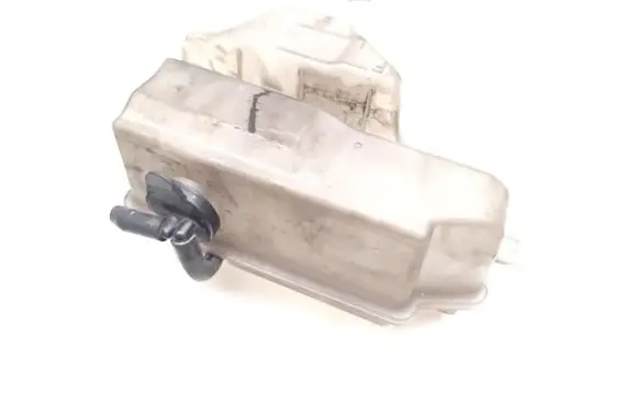 Mazda 3 III Windshield washer fluid reservoir/tank SH0115350