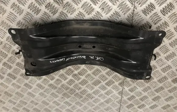 Mazda CX-5 II Muffler mount bracket/holder 