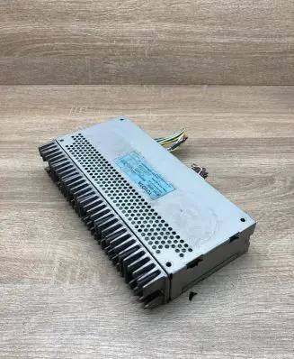 Lexus RX 300 Sound amplifier 8610048050 AC057425