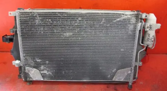 Volvo S60 Coolant radiator