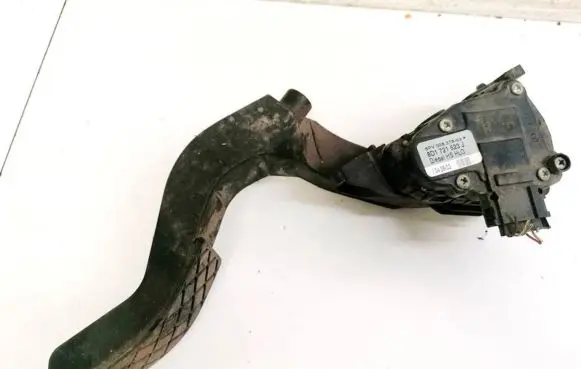 Audi A4 S4 B6 8E 8H Accelerator throttle pedal 8e1721523J 6pv008376-03