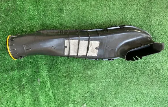 Land Rover Discovery 5 Intake resonator 9H707