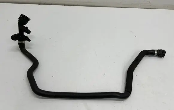 BMW 5 G30 G31 G38 Engine coolant pipe/hose 8572913