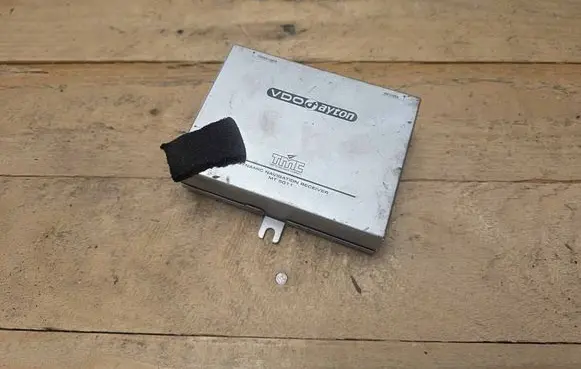 Mercedes-Benz E W211 GPS navigation control unit/module MT5011