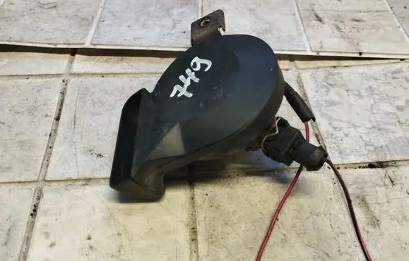 Volvo V70 Horn signal 49042