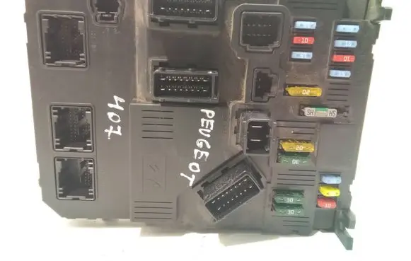 Peugeot 407 Comfort/convenience module 9655708480