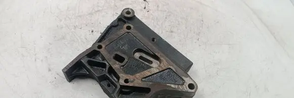 Opel Zafira B Engine mounting bracket 55187759