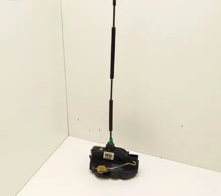 Chevrolet Orlando Rear door lock 13578242 3023800