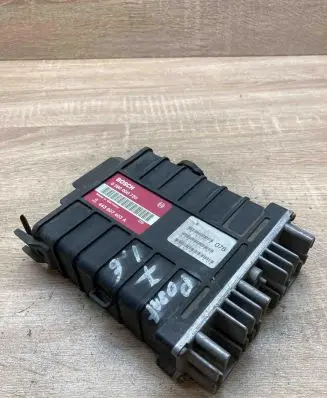 Volkswagen PASSAT B3 Engine control unit/module ECU 443907403A 0280000720