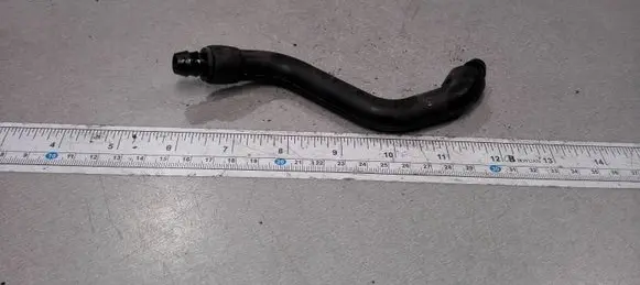 Mercedes-Benz E W210 Breather hose/pipe A1120180282