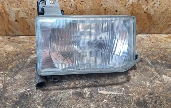 Nissan Terrano Headlight/headlamp