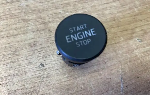 Skoda Octavia Mk4 Engine start stop button switch 3V0905217A