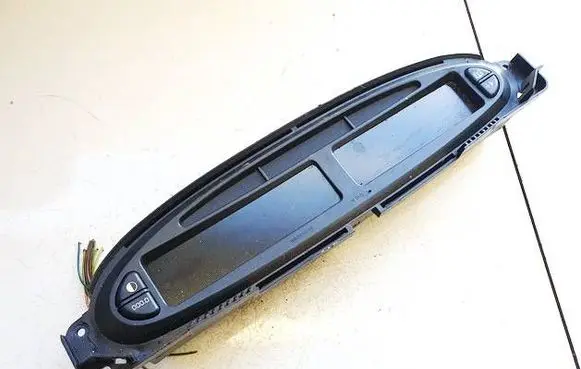 Citroen Xsara Picasso Speedometer (instrument cluster) 88311351