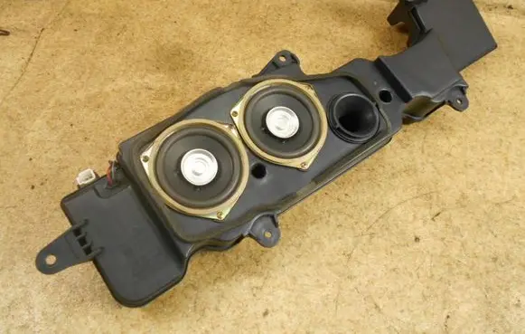 Toyota Land Cruiser (J100) Parcel shelf speaker 8616022790
