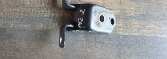 Mazda 2 Front door lower hinge 