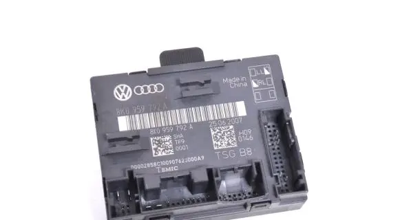 Audi A5 8T 8F Door control unit/module 8K0959792A