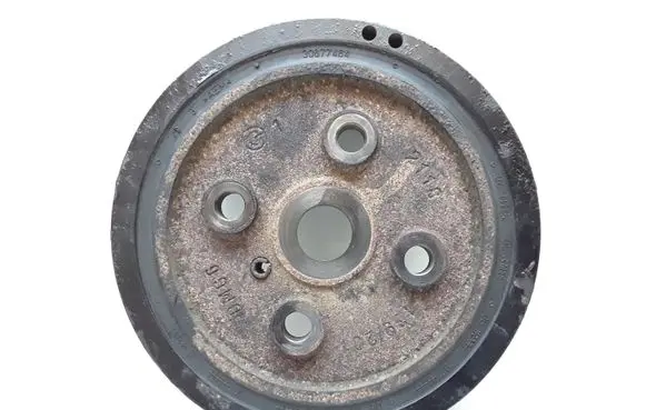 Volvo V70 Crankshaft pulley 30677464