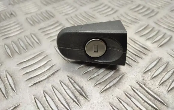 Ford Focus Front door lock (next to the handle) 