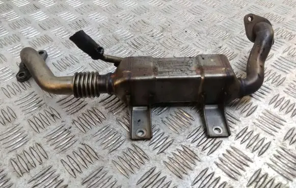 Toyota Corolla Verso E121 EGR valve cooler 256800R010