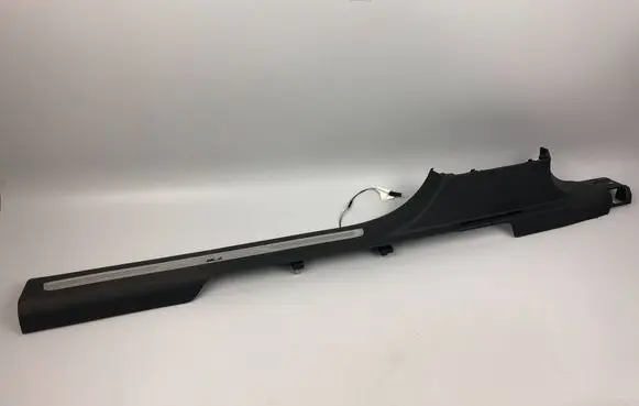 Volkswagen Tiguan Front sill trim cover 5NA853370