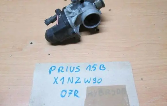 Toyota Prius (XW10) EGR valve