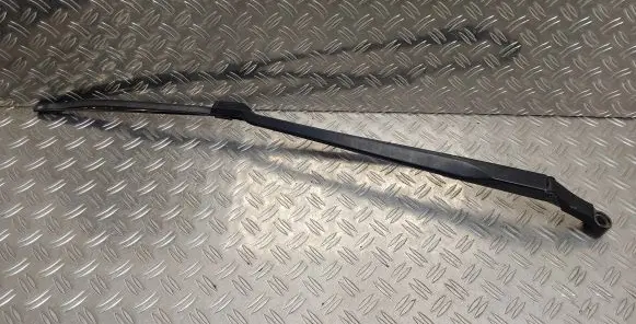 Toyota Avensis T270 Windshield/front glass wiper blade 