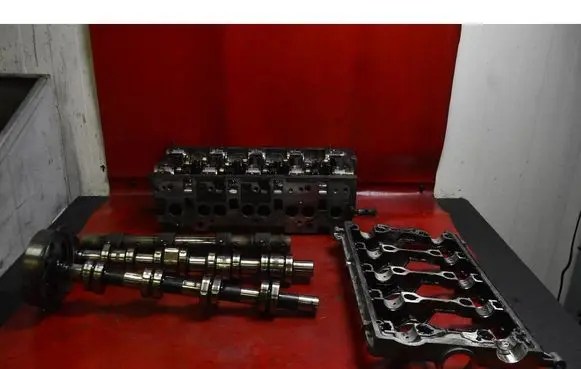 Audi A3 S3 8P Engine head 03G103373A