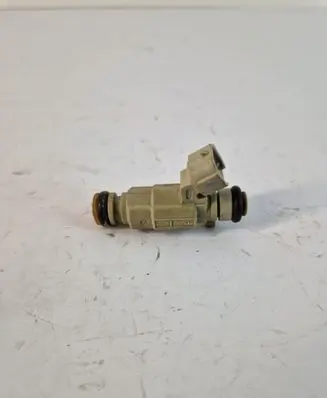 Hyundai i20 (PB PBT) Fuel injector 3531004000