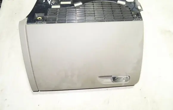 Audi Q5 SQ5 Glove box set 8R1857035F 8R1880302D