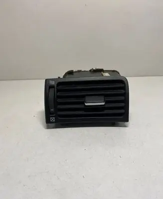Toyota Avensis T250 Dashboard side air vent grill/cover trim 8221