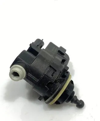 Toyota Yaris Headlight level adjustment motor 90013783