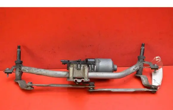 Peugeot 208 I Front wiper linkage and motor 9673222580