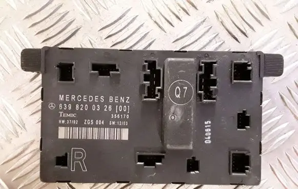 Mercedes-Benz Vito Viano W639 Door control unit/module 6398200326